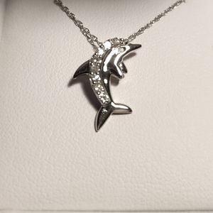 .925 sterling silver dolphin necklace